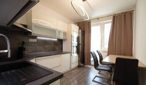 Prodej Byt 3+1, Byt 3+1, Banská Štiavnica, Slovensko