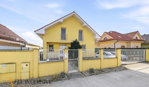 Prodej Rodinný dům, Rodinný dům, Dunajská Streda, Slovensko