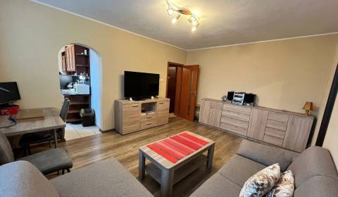 Prodej Byt 3+1, Byt 3+1, Banská Štiavnica, Slovensko