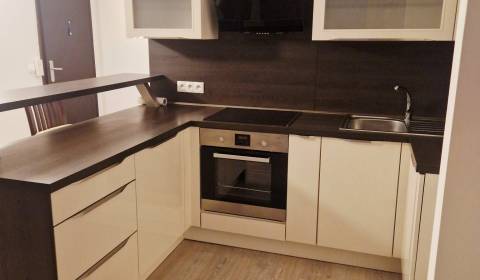 Prodej Byt 3+1, Byt 3+1, Dúhová, Pezinok, Slovensko