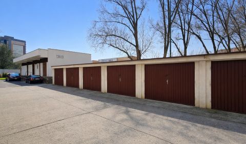 Pronájem Garáže, Garáže, Námestie hraničiarov, Bratislava - Petržalka,