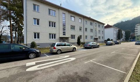 Prodej Byt 2+1, Byt 2+1, Pod Sokolice, Trenčín, Slovensko