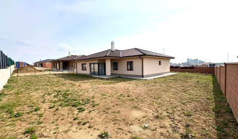 Prodej Rodinný dům, Rodinný dům, Nitra, Slovensko