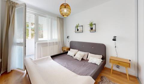 Pronájem Byt 2+1, Byt 2+1, Kalinčiakova, Senica, Slovensko