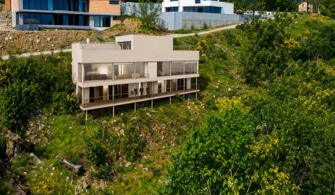 Prodej Rodinný dům, Rodinný dům, Na briežkoch, Bratislava - Nové Mesto