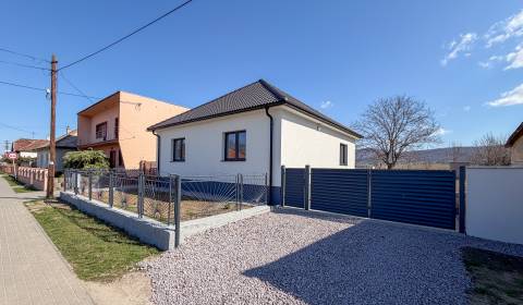 Prodej Rodinný dům, Rodinný dům, Oponice, Topoľčany, Slovensko