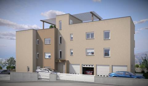 CHORVATSKO - Nové apartmány s garáží a skladovým prostorem - VODICE