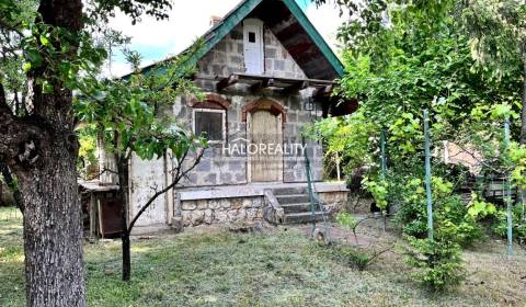 Prodej Zahrady, Levice, Slovensko