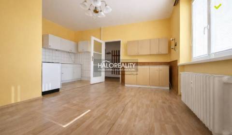 Pronájem Byt 2+1, Prievidza, Slovensko