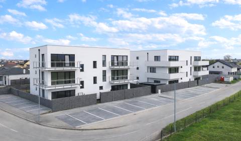 Prodej Byt 3+1, Byt 3+1, Dúhová, Pezinok, Slovensko