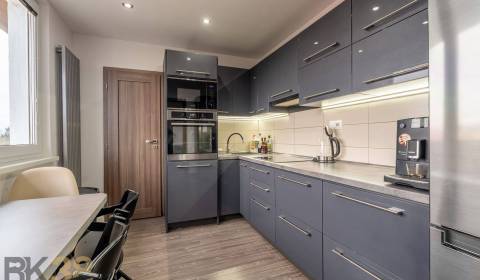 Prodej Byt 4+1, Byt 4+1, Poprad, Slovensko