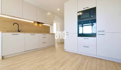 Prodej Byt 3+1, Byt 3+1, Nitra, Slovensko