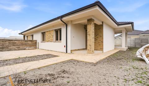 Prodej Rodinný dům, Rodinný dům, Florida villa park, Dunajská Streda, 