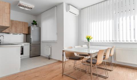 Prodej Byt 3+1, Byt 3+1, Trnavská cesta, Bratislava - Ružinov, Slovens