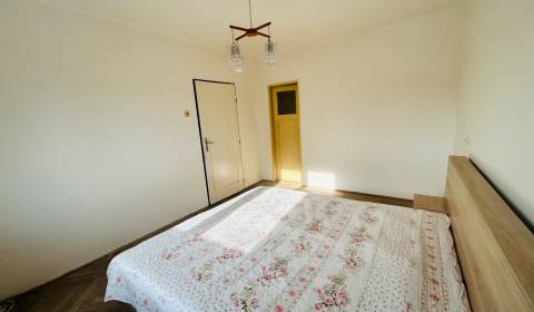 Prodej Byt 2+1, Byt 2+1, Bezručova, Nové Zámky, Slovensko