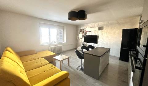 Pronájem Byt 2+1, Byt 2+1, Šancová, Bratislava - Nové Mesto, Slovensko