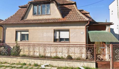 Prodej Rodinný dům, Rodinný dům, Komárno, Slovensko