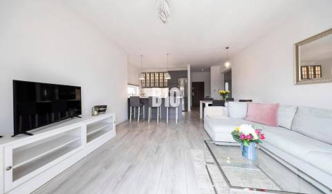 Prodej Byt 3+1, Byt 3+1, Dubová, Senec, Slovensko