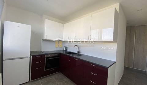 Pronájem Byt 2+1, Byt 2+1, Senica, Slovensko