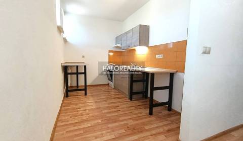 Pronájem Byt 2+1, Prievidza, Slovensko