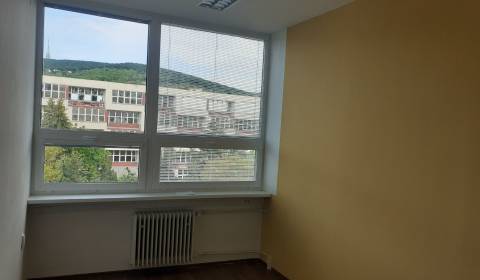 Pronájem Kancelářské prostory, Kancelářské prostory, Račianska, Bratis