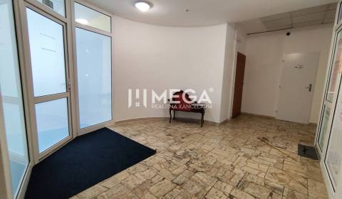 Pronájem Kancelářské prostory, Kancelářské prostory, Michalovce, Slove