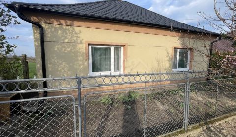 Prodej Rodinný dům, Rodinný dům, Nové Zámky, Slovensko