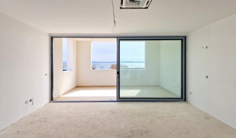 CHORVATSKO - Prostorný apartmán s výhledem na moře - PRIVLAKA, ZADAR