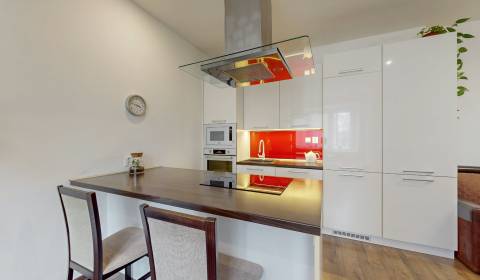 Prodej Byt 3+1, Byt 3+1, Hodžova, Nitra, Slovensko