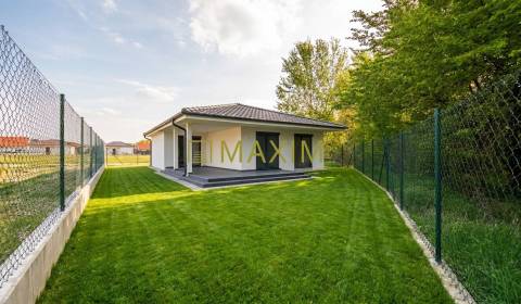 Prodej Rodinný dům, Rodinný dům, Záhradná, Senec, Slovensko