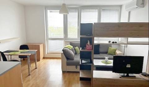 Prodej Byt 1+1, Byt 1+1, Tomášikova, Bratislava - Nové Mesto, Slovensk