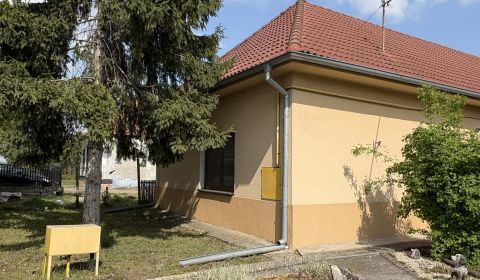 Prodej Rodinný dům, Rodinný dům, Komárno, Slovensko