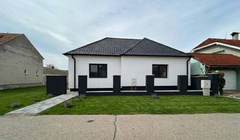 Prodej Rodinný dům, Rodinný dům, Nitra, Slovensko
