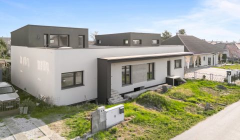 Prodej Rodinný dům, Rodinný dům, 1.maja, Senec, Slovensko
