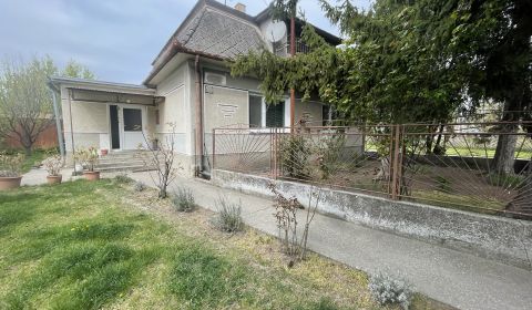 Prodej Rodinný dům, Rodinný dům, Komárno, Slovensko
