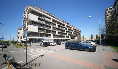 Prodej Byt 2+1, Byt 2+1, Zuzany Chalupovej, Bratislava - Petržalka, Sl