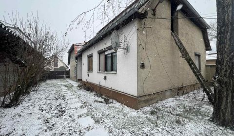 Prodej Rodinný dům, Rodinný dům, Nové Zámky, Slovensko