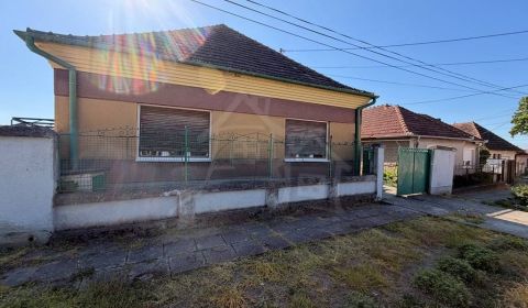 Prodej Rodinný dům, Rodinný dům, Nové Zámky, Slovensko