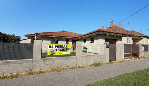 Prodej Rodinný dům, Rodinný dům, Zlaté Moravce, Slovensko