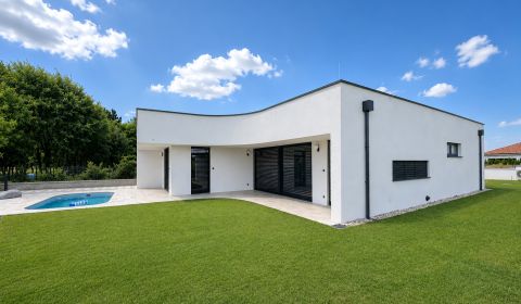Prodej Rodinný dům, Rodinný dům, Borovicová, Senec, Slovensko