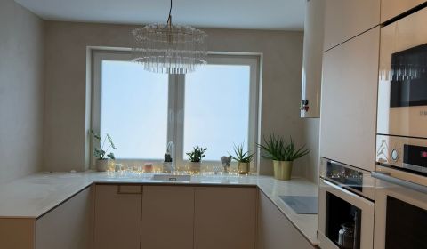Prodej Byt 4+1, Byt 4+1, Čajakova, Bratislava - Staré Mesto, Slovensko