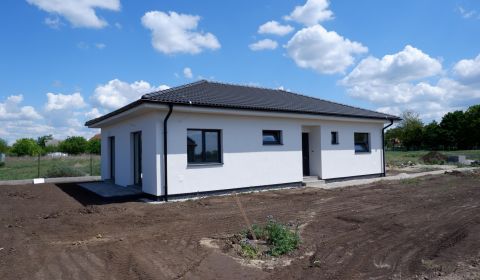 Prodej Rodinný dům, Rodinný dům, Nové Zámky, Slovensko