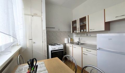 Prodej Byt 3+1, Byt 3+1, Makarenkova, Partizánske, Slovensko