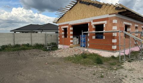 Prodej Rodinný dům, Rodinný dům, Dunajská Streda, Slovensko