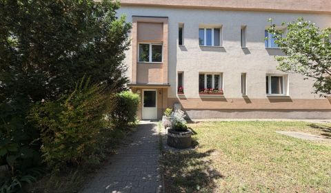 Prodej Byt 2+1, Byt 2+1, Olbrachtova, Bratislava - Nové Mesto, Slovens