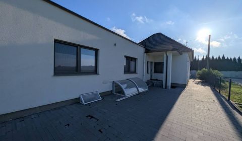 Prodej Rodinný dům, Rodinný dům, Hlohovec, Slovensko