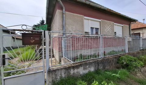 Prodej Rodinný dům, Rodinný dům, Komárno, Slovensko