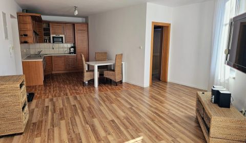 Prodej Byt 3+1, Byt 3+1, Zámocká, Bratislava - Staré Mesto, Slovensko
