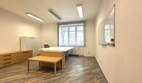 Pronájem Kancelářské prostory, Kancelářské prostory, Zvolen, Slovensko