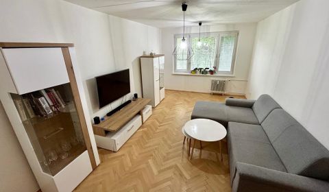 Prodej Byt 3+1, Byt 3+1, Banská Bystrica, Slovensko